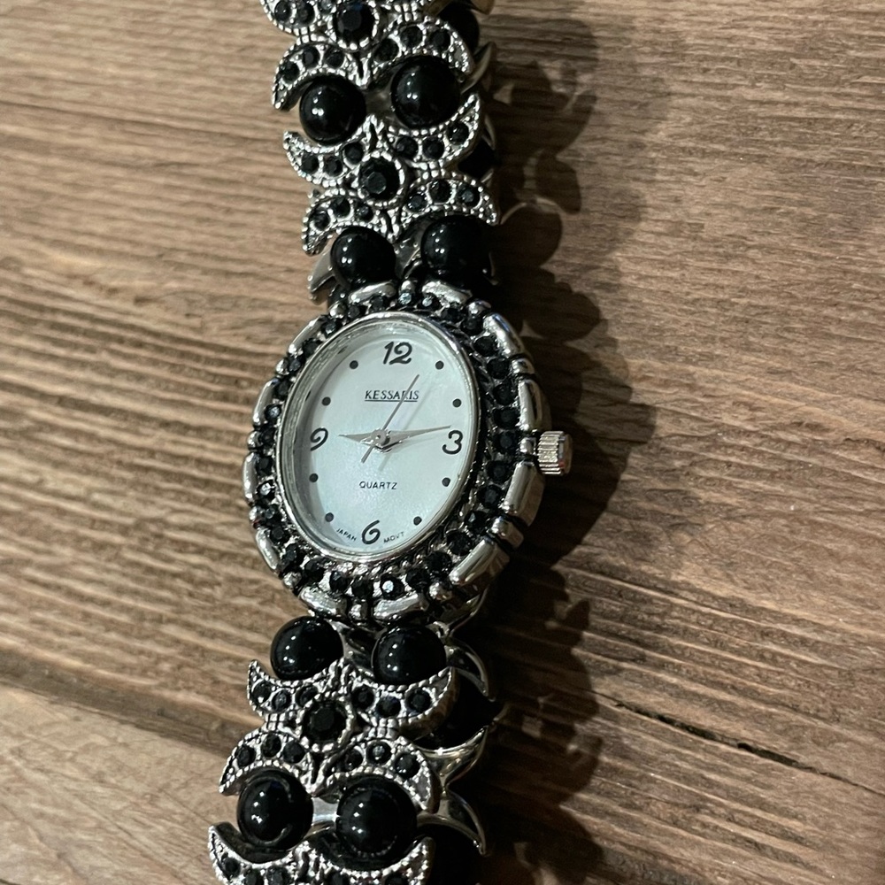 Kessaris Bracelet Watch